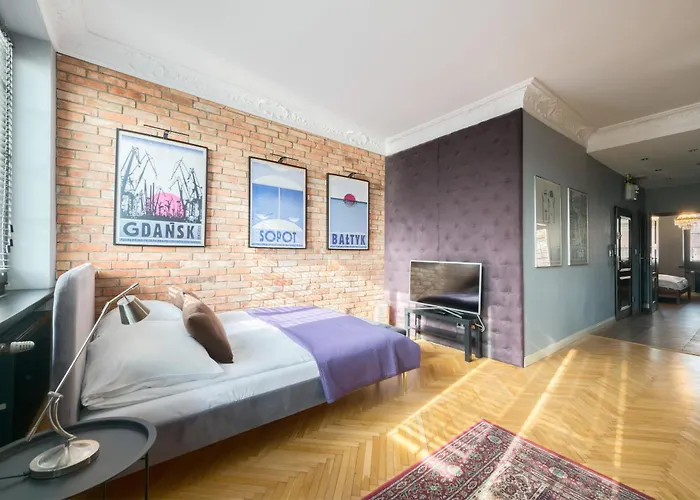 3 - Danziger Apartman *